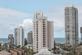 Main Beach Apartment at The Meriton, Surfers Paradise